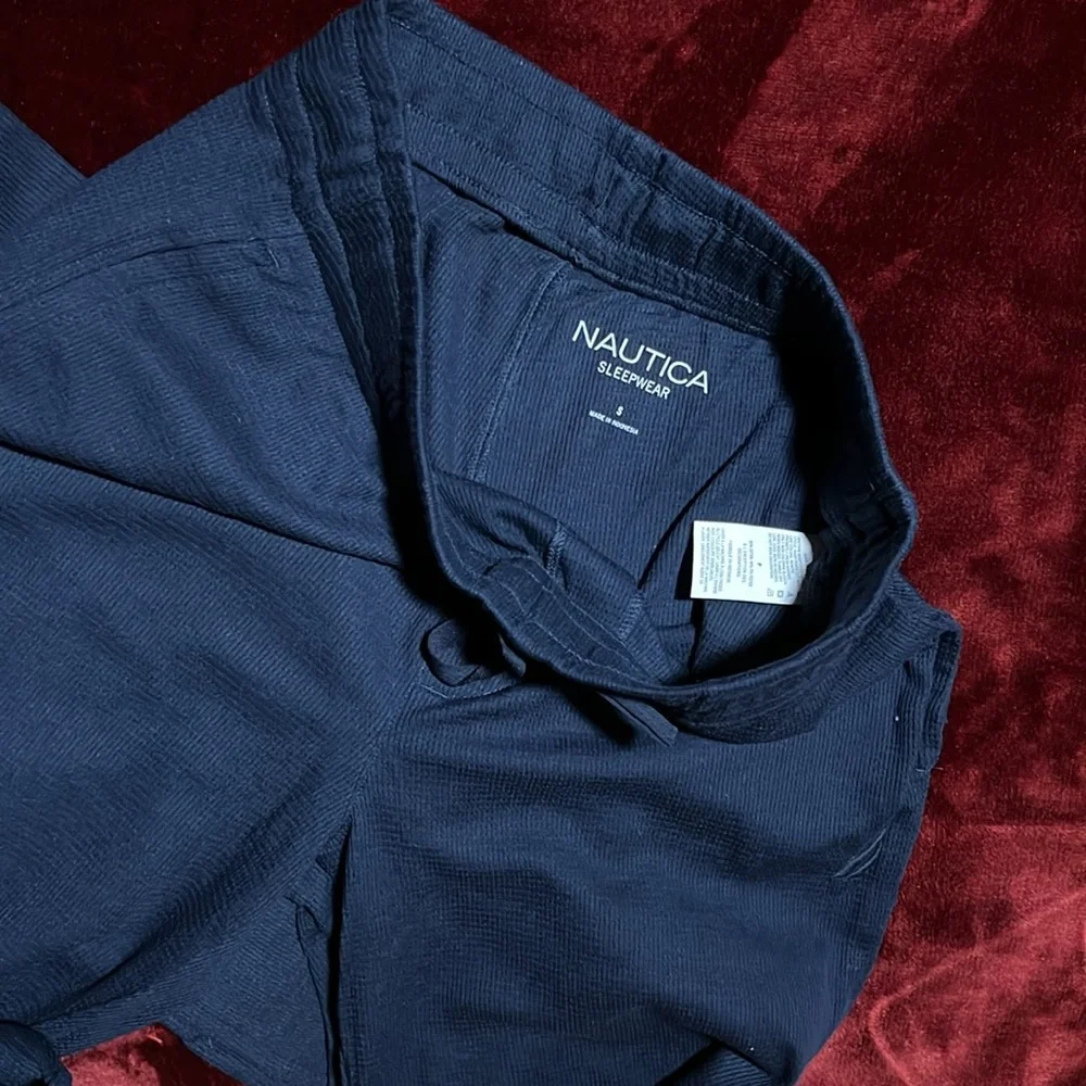 Sleepwear - Picture 4 of 8